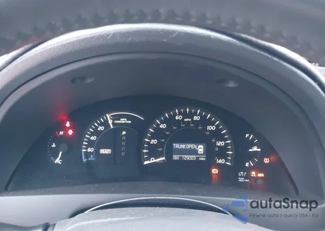 2009 Toyota Camry Hybrid z USA, uszkodzony, nr VIN 4T1BB46KX9U072912